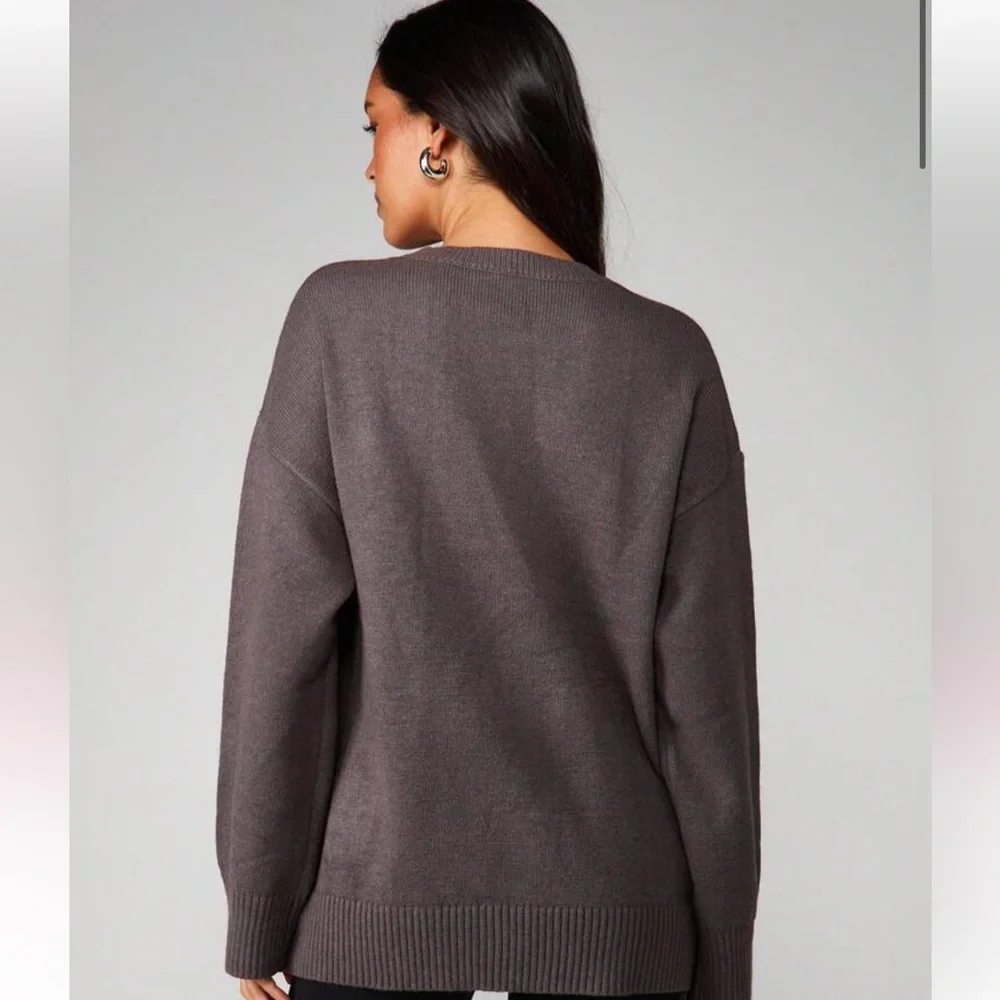 Missguided embroidered sweater medium
